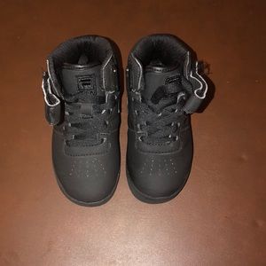 Fila all black shoes